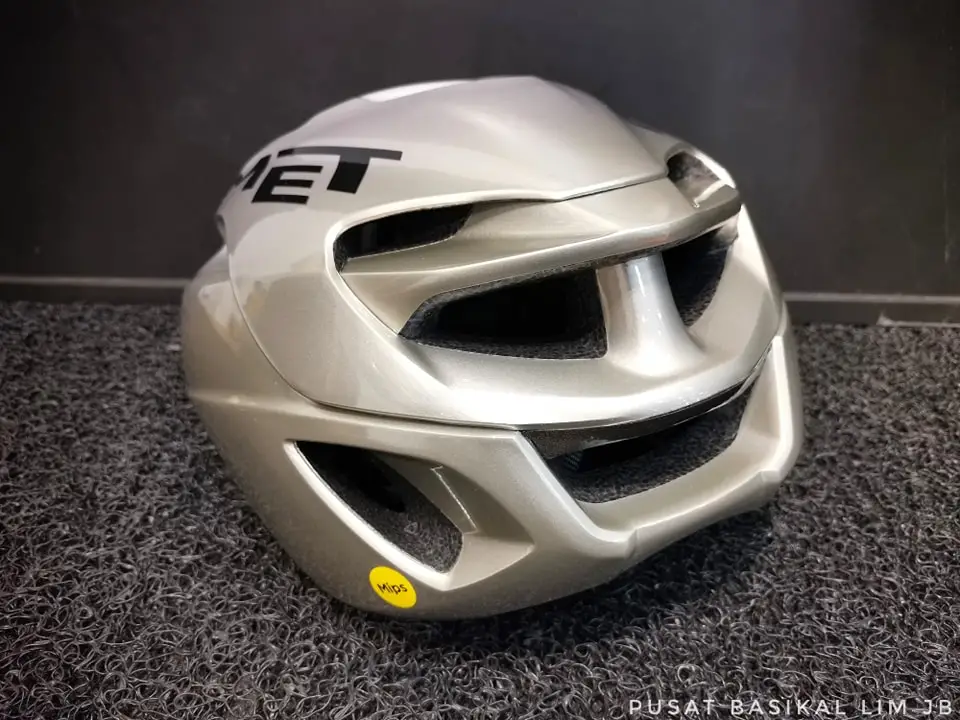 Met Rivale Mips Helmet.................