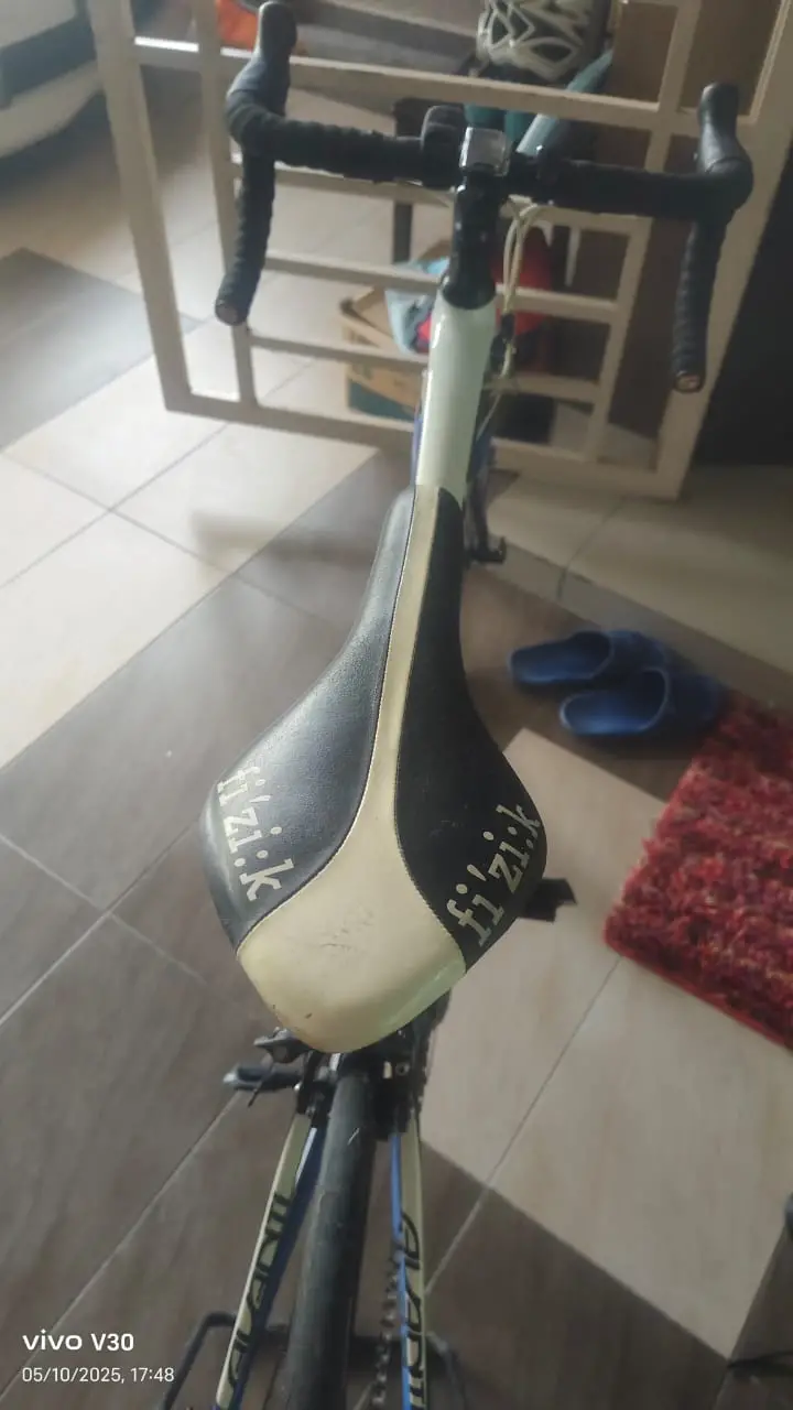 Road Bike Avanti Candent 2.0