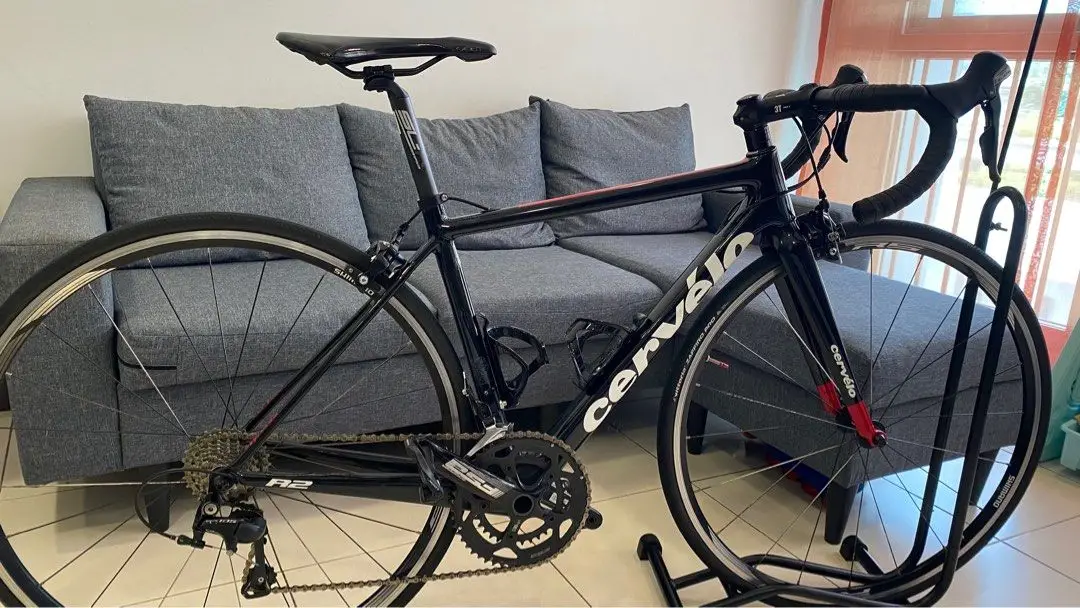 Cervelo R2 Carbon Road bike Shimano 105 - Beautiful frame