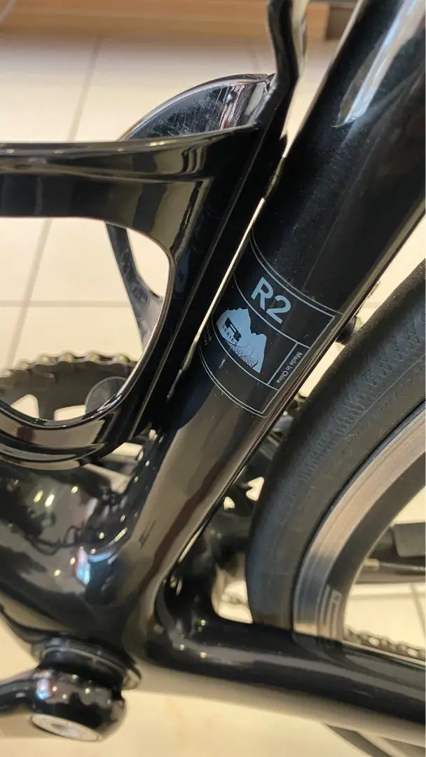 Cervelo R2 Carbon Road bike Shimano 105 - Beautiful frame