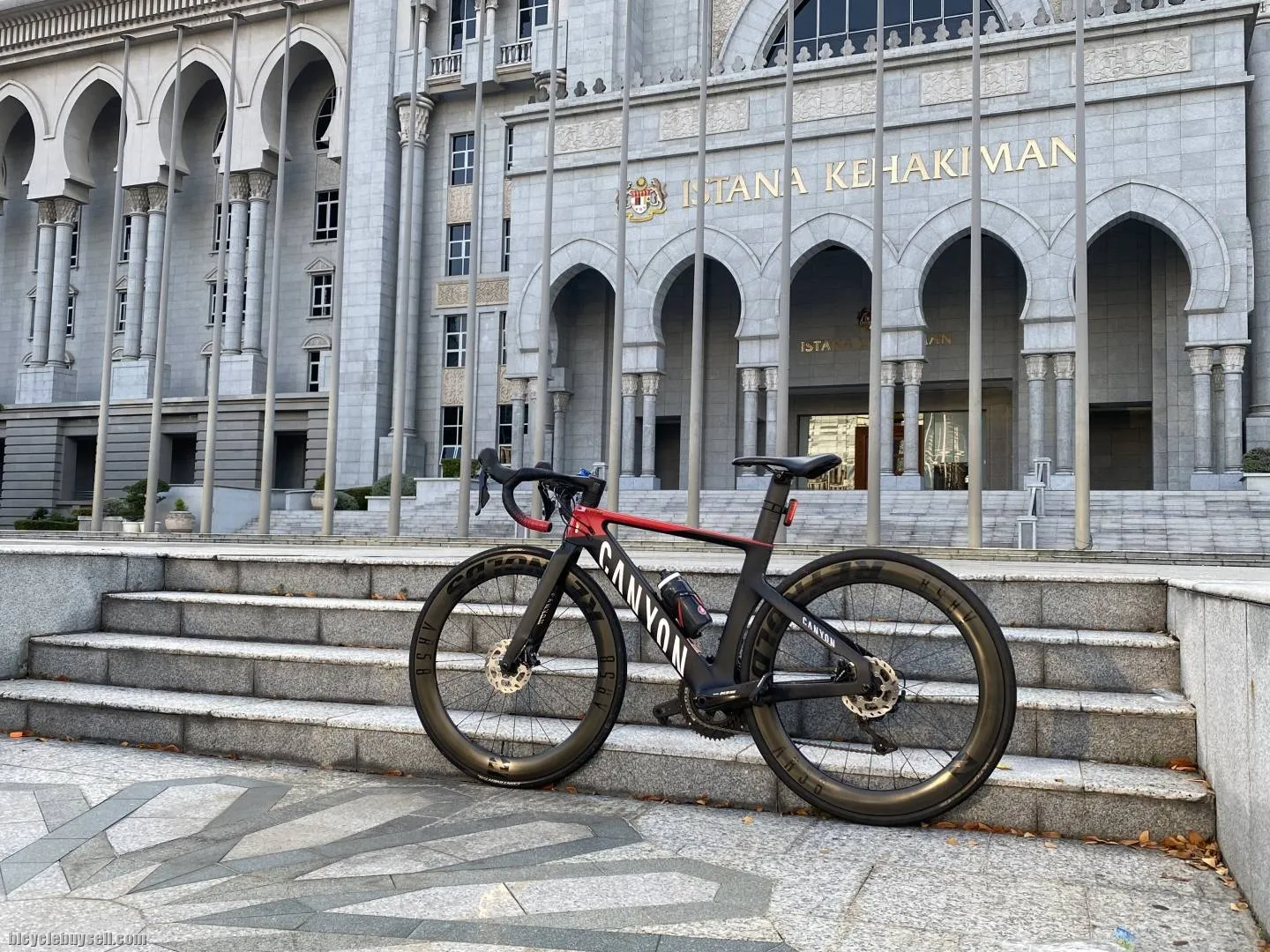Canyon Aeroad CF SL