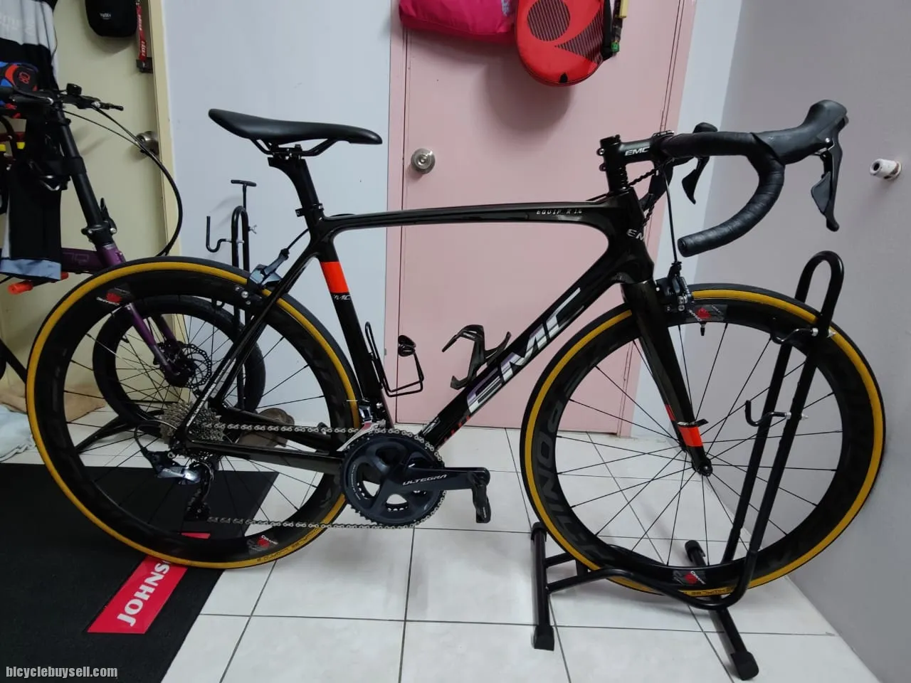 EMC Equip R1.4 2021 Full Carbon