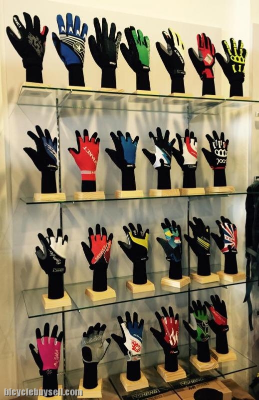 Skeleton style half fingers gloves for cycle (2015) — used bicycle for sale in Pulau Pinang, Malaysia