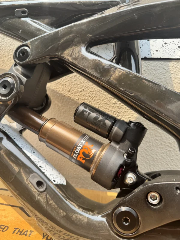 Polygon Collosus N9 (M) 27.5" Carbon with Fox Float X — photo 3