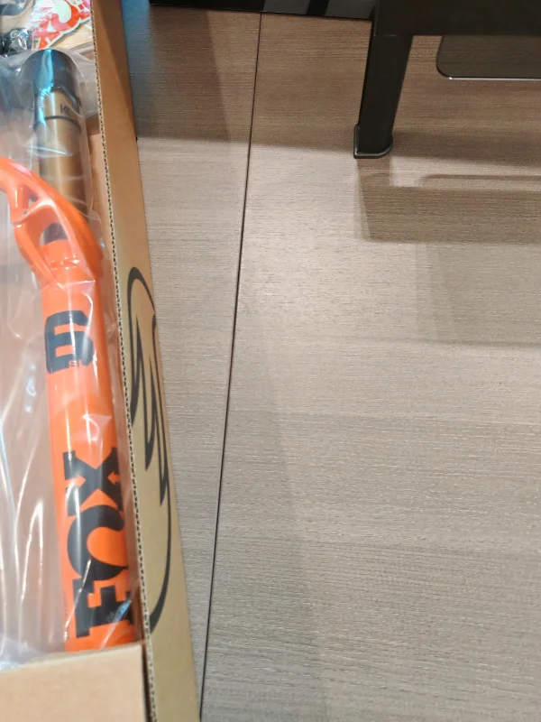 2026 Fox Factory 36 Float SL - Gloss Orange (29er/27.5+) 160mm - (Brand New!!) — photo 4