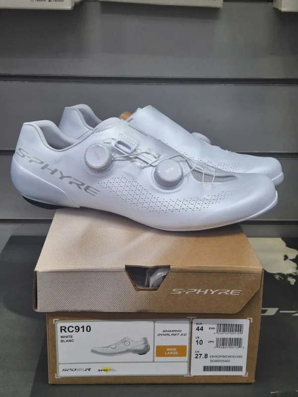 Shimano RC910 (WHITE) 42/43/44/45 (Brand New !!) — Brand New Shimano Shoes for sale in Kuala Lumpur, Malaysia