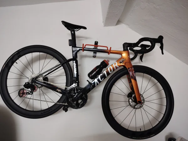 Factor OSTRO VAM Limited Edition — Used Factor Road Bikes (complete) for sale in Perak, Malaysia