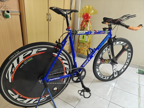 Fixie/Single speed/Track bike 700c custom — Used Fixie / Singlespeed for sale in Kuala Lumpur, Malaysia