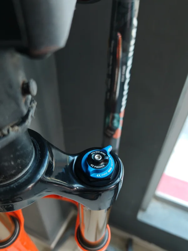 Fox Factory 34 Float (29er) 120mm travel - Brand New !!! Gloss Orange — photo 3