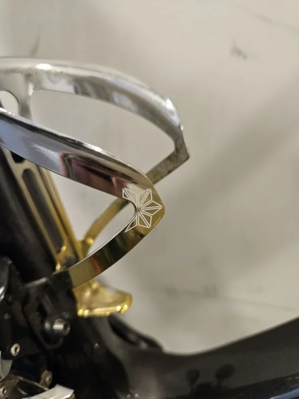 Airbrushed White Gold Cervelo R3 Disc Brake for Sale — photo 2