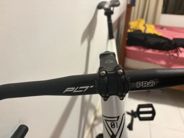 Vectorpista fixed gear bike (South Korea brand) / shimano pro handle bar — photo 3