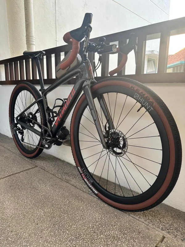 Specialized Diverge Gravel Bike - Carbon Size 49 — photo 3