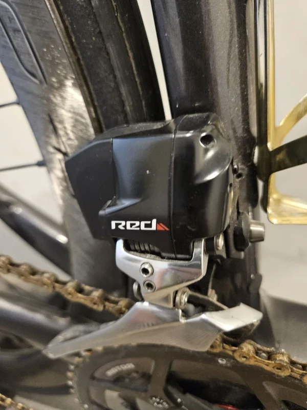 Airbrushed White Gold Cervelo R3 Disc Brake for Sale — photo 5