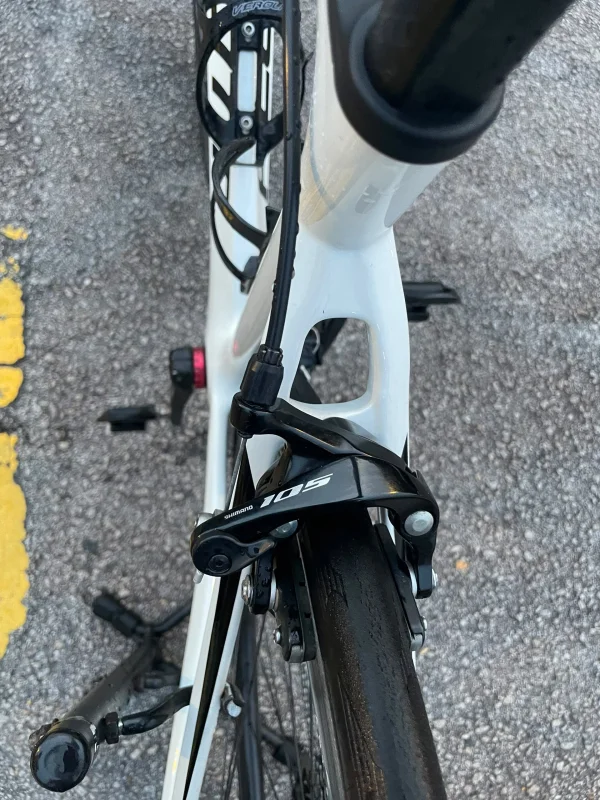 ALCOTT ASCARI ROAD BIKE SHIMANO 105 — photo 7