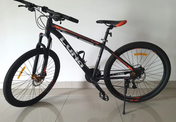 LUNA Mountain Bike Bicycle with Disc Brakes — Used Mountain Bikes (complete) for sale in Selangor, Malaysia