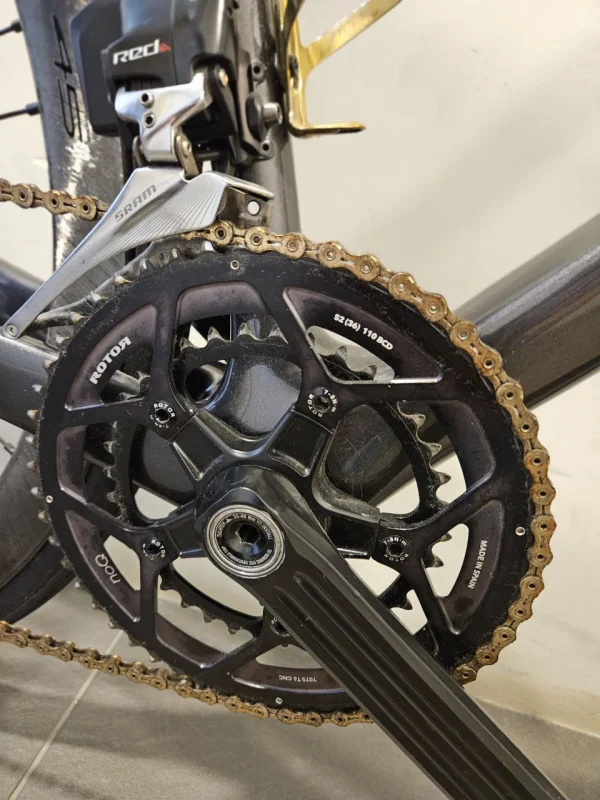 Airbrushed White Gold Cervelo R3 Disc Brake for Sale — photo 4