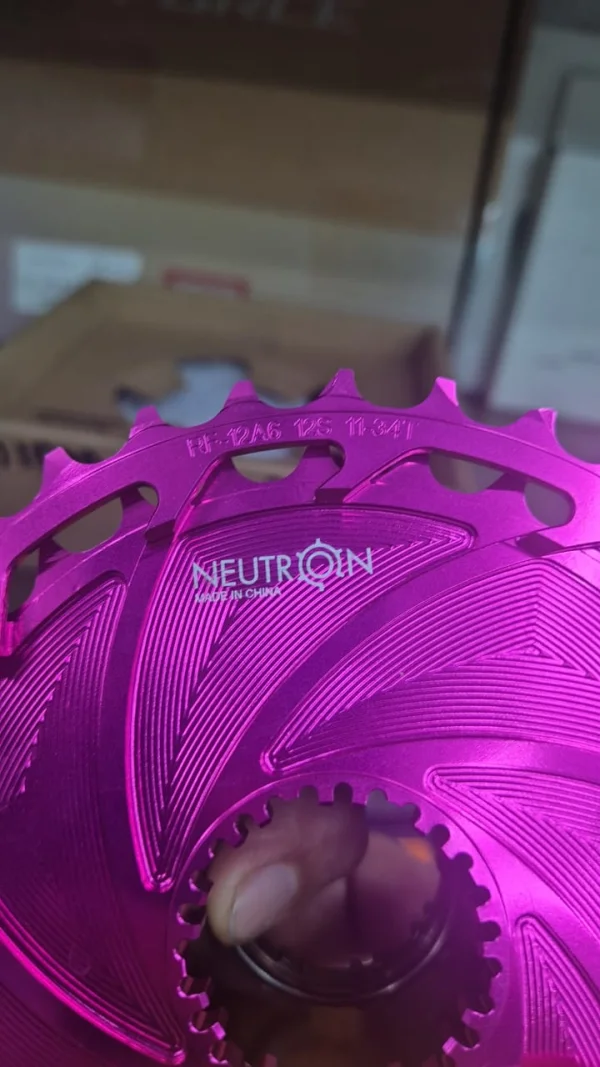 Neutron Lightweight MK2 Cassette (11-34t) - Brand New !! — photo 2