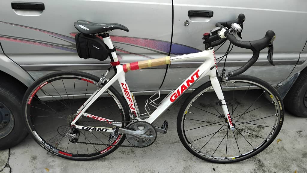 Giant Defy Bike M size