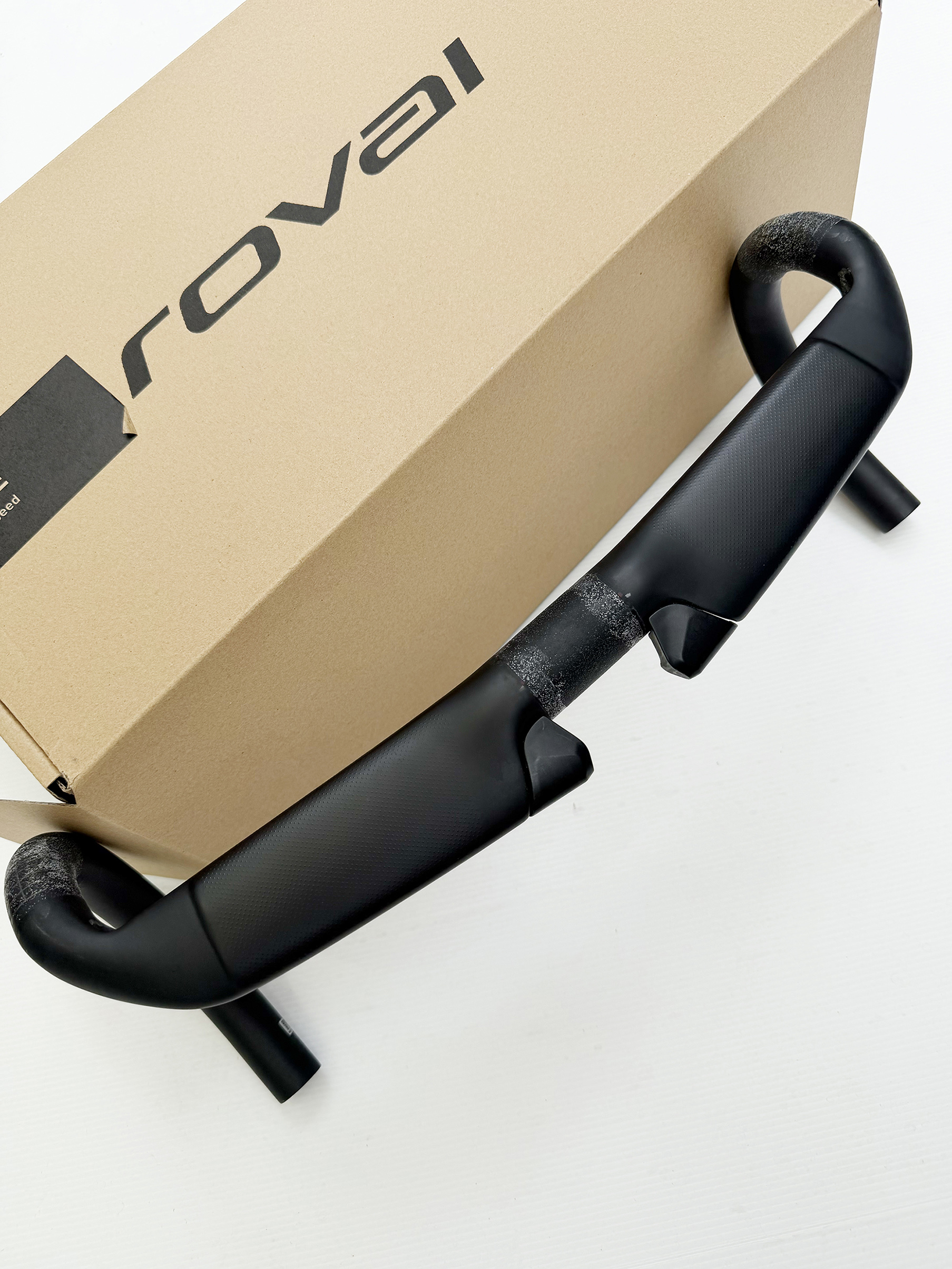 Roval Rapide Handlebars 400mm — used bicycle for sale in Selangor, Malaysia