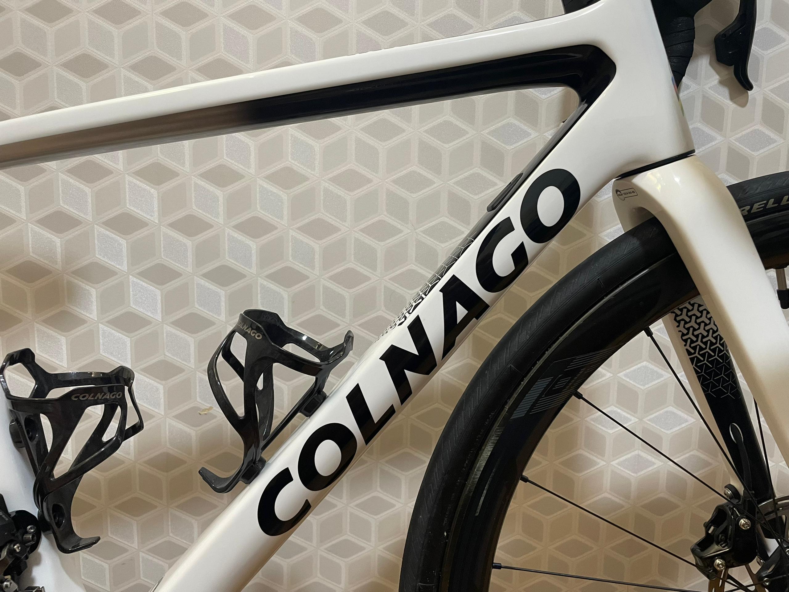 Colnago V3 (Size 42 )  Perfect for Triathlons & Ironman