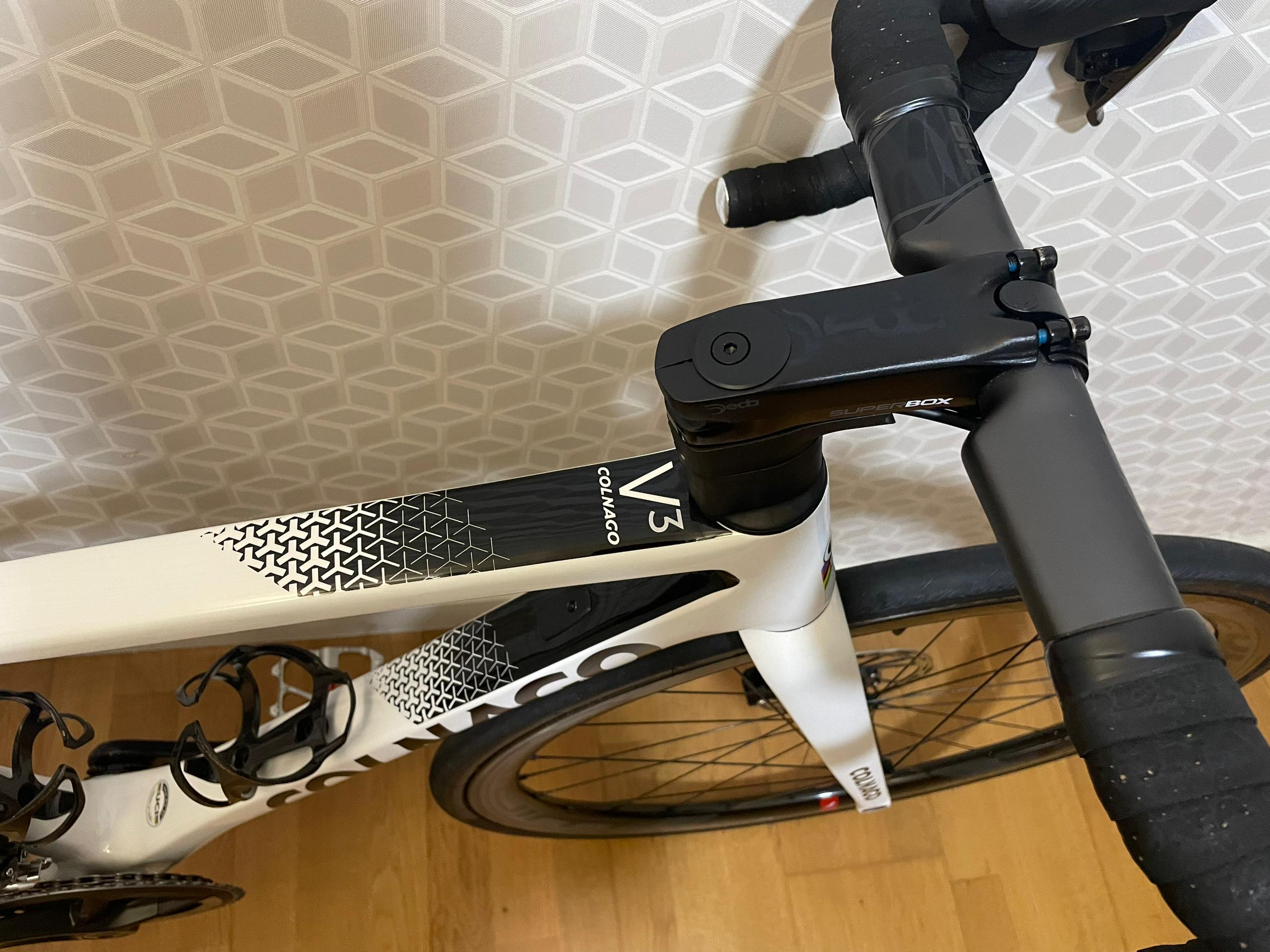 Colnago V3 (Size 42 )  Perfect for Triathlons & Ironman