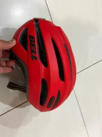 BELL HELMET WARNA MERAH — used bicycle for sale in Johor, Malaysia