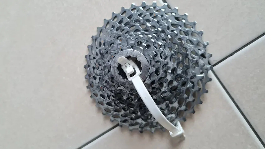 Sram Cassette PG1070 — used bicycle for sale in Pulau Pinang, Malaysia