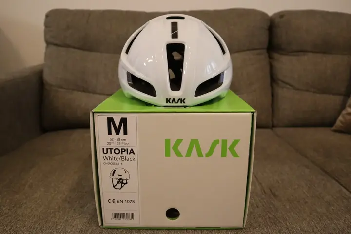 BICYCLE HELMET KASK UTOPIA WHITE/BLACK SIZE M (52-58CM) — used bicycle for sale in Selangor, Malaysia