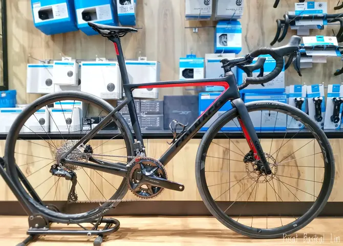 Colnago V3 105 DI2 Disc Road Bike — brand new bicycle for sale in Johor, Malaysia