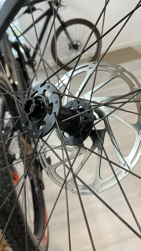 Specialized Roval front wheel 29 Tubeless Ready — used bicycle for sale in Pulau Pinang, Malaysia