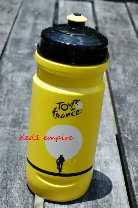 TOUR DE FRANCE – botol air basikal kuning (ASLI) — brand new bicycle for sale in Kuala Lumpur, Malaysia
