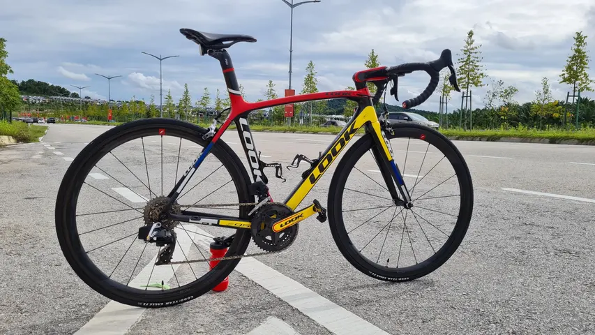 Look 695 complete bike for sale(MONDRAIN) — used bicycle for sale in Selangor, Malaysia