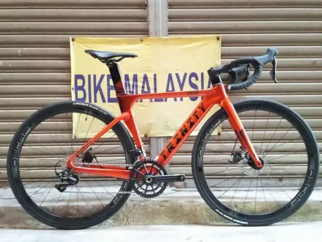 TRINITY 701 CARBON FRAME SHIMANO R7000 105 — brand new bicycle for sale in Kuala Lumpur, Malaysia