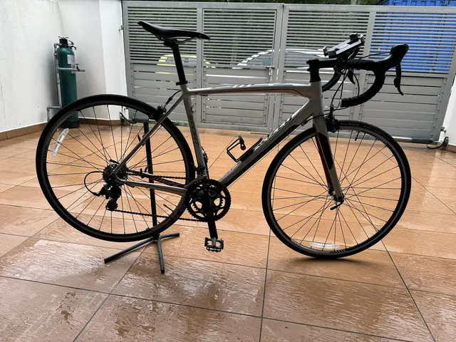 Specialized Allez Sport 2013 54cm — used bicycle for sale in Selangor, Malaysia