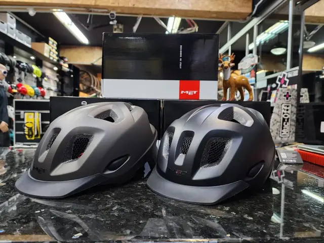 MET MOBILITE - Urban Helmet with Integrated Led Light — brand new bicycle for sale in Sarawak, Malaysia