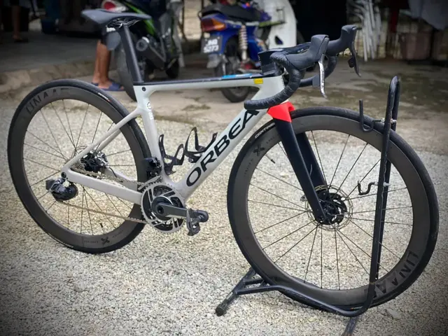 ORBEA OMX Flagship roadbike (full bike or loose) — used bicycle for sale in Johor, Malaysia