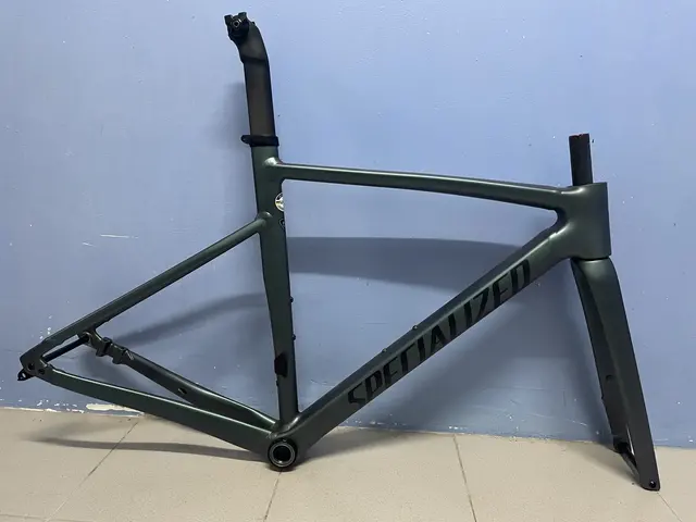 specialized allez sprint 2022 (frameset ONLY) — used bicycle for sale in Malaysia