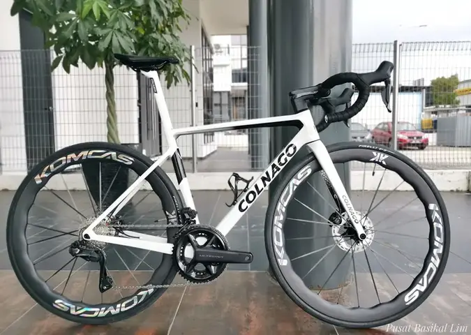 Colnago V3 Ultegra DI2 Disc With Komcas Evo 50 Carbon Wheelset — brand new bicycle for sale in Johor, Malaysia