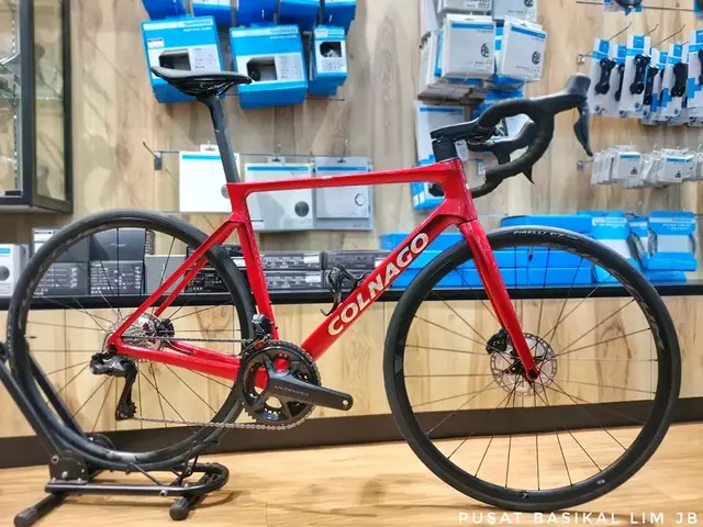 ♣️New Colnago V4 Disc Carbon Road Bike With Shimano Ultegra Di2 — brand new bicycle for sale in Johor, Malaysia