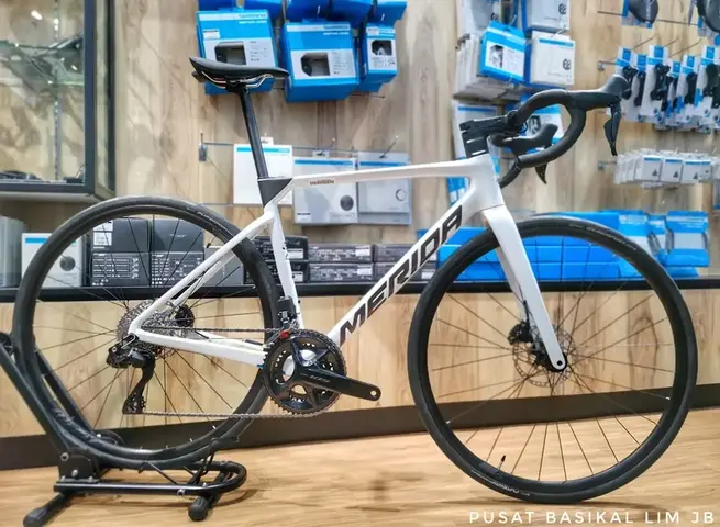 Merida Scultura 6000 105 DI2 Disc carbon ................ — brand new bicycle for sale in Johor, Malaysia