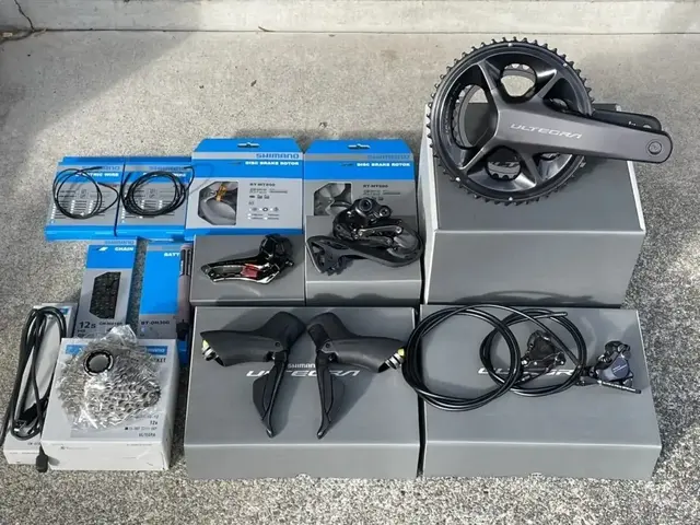 Shimano Ultegra Di2 R8170 12 Speed Complete Groupset. — brand new bicycle for sale in Selangor, Malaysia