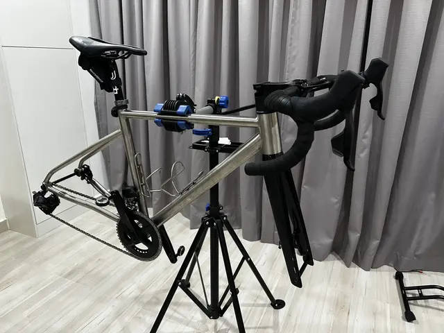 Waltly Titanium frame with SRAM Rival AXS — used bicycle for sale in Selangor, Malaysia
