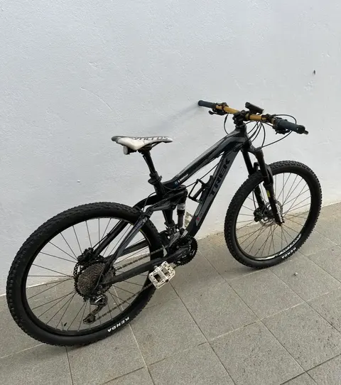 Trek Remedy MTB Shimano Deore 10 Speed — used bicycle for sale in Sarawak, Malaysia