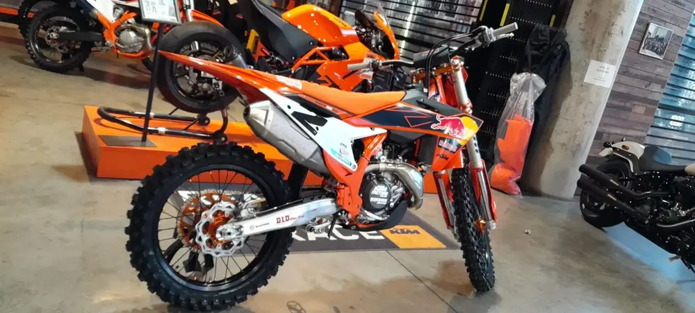 2023 KTM SX 450 F Factory Edition — brand new bicycle for sale in Johor, Malaysia