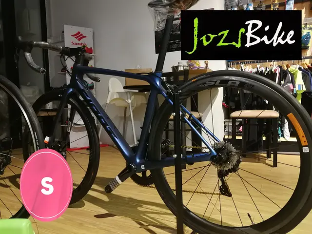 GIANT TCR Advanced Pro 1 Carbon Road Bike(S size) — brand new bicycle for sale in Selangor, Malaysia