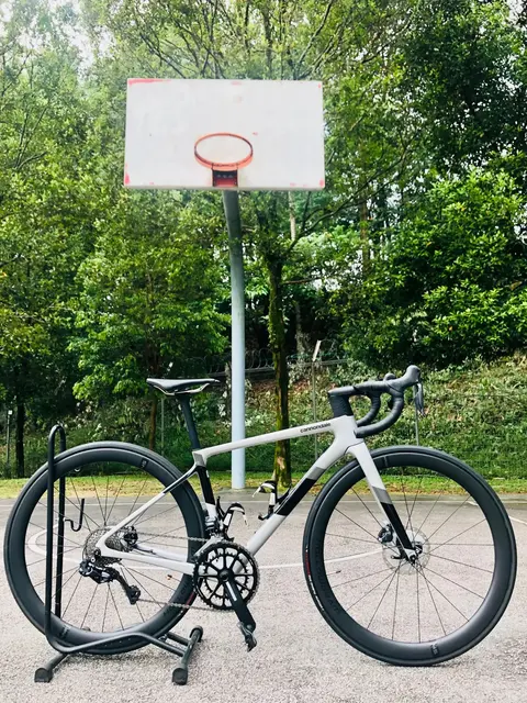 Cannondale SuperSix EVO Carbon Disc Di2 — used bicycle for sale in Kuala Lumpur, Malaysia