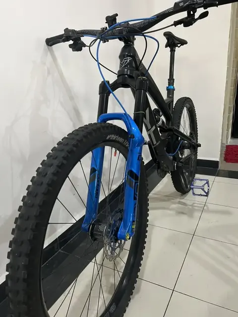 YT Capra CF 2017 M size 27.5 CabonFiber — used bicycle for sale in Perak, Malaysia