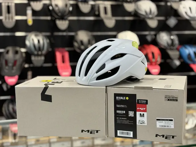 MET Rivale MIPS Road Helmet - Limited Edition — brand new bicycle for sale in Johor, Malaysia