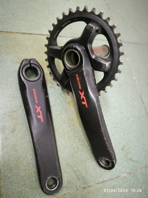 SHIMANO XT M8000 CRANKSET — used bicycle for sale in Kuala Lumpur, Malaysia