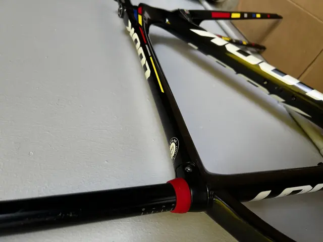 Look 675 Frame (Original) — used bicycle for sale in Johor, Malaysia